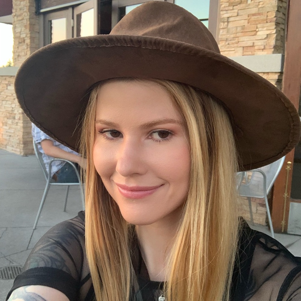 Meet your Posher, The Late Cowboy